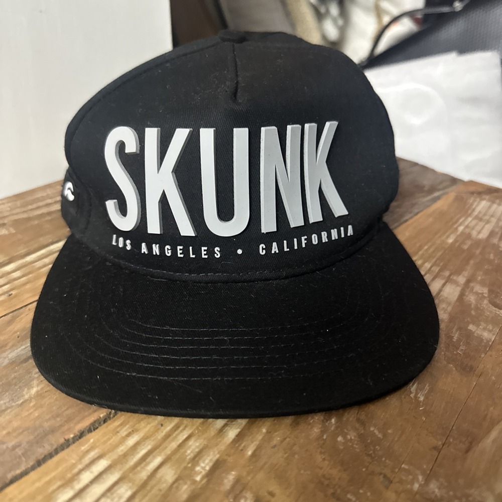 Skunk Los Angeles Adjustable SnapBack Hat Black